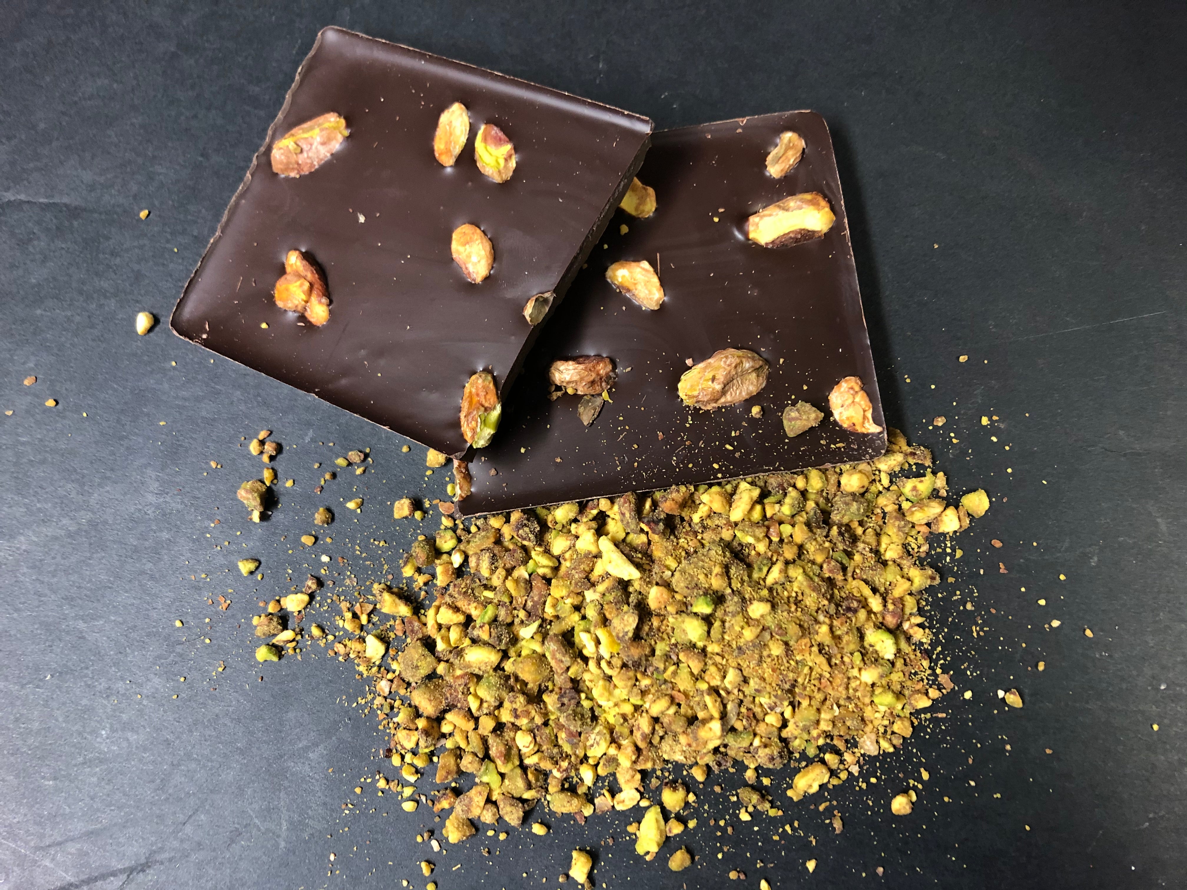 TAVOLETTA FONDENTE CON PISTACCHI - 100 GR